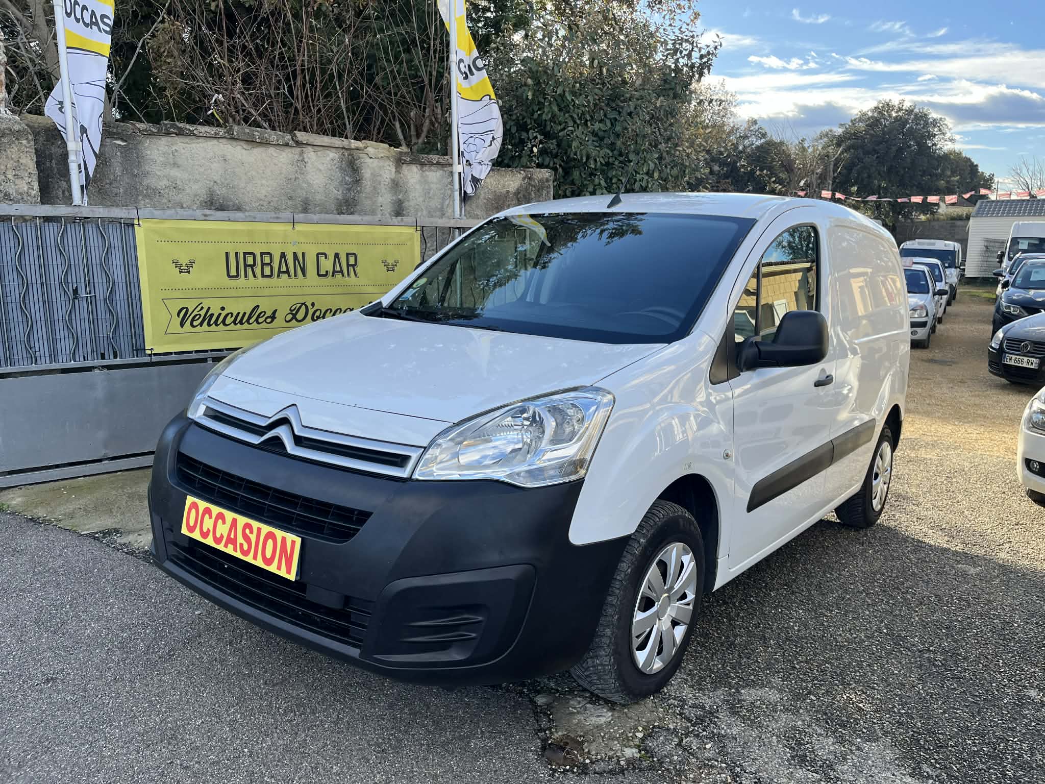 CITROEN BERLINGO II  1.6 BLUEHDI 100ch  S&S CLUB M ETG6   Boite Automatique   Diesel