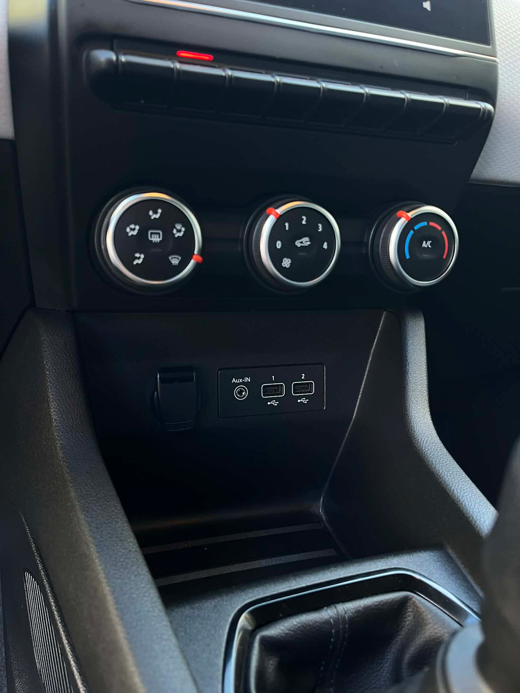 RENAULT CLIO V  1.0 TCE 90ch  EVOLUTION  30 000 km   2023