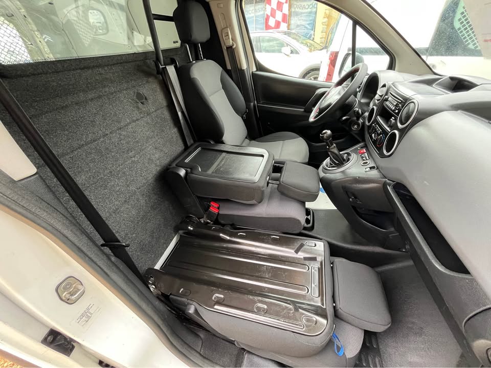Citroën berlingo   2019   105 000 km   DIESEL