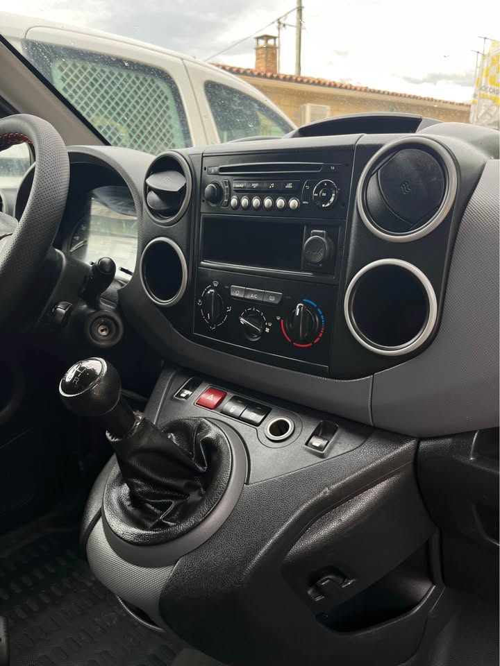Citroën berlingo   2019   105 000 km   DIESEL