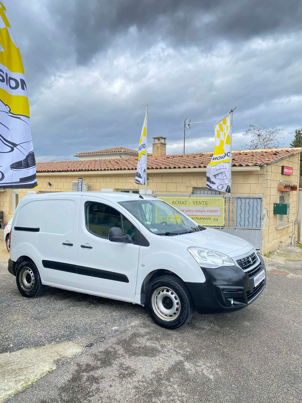 Peugeot Partner  1.6 BlueHDi 100ch  DIESEL. 130000km
