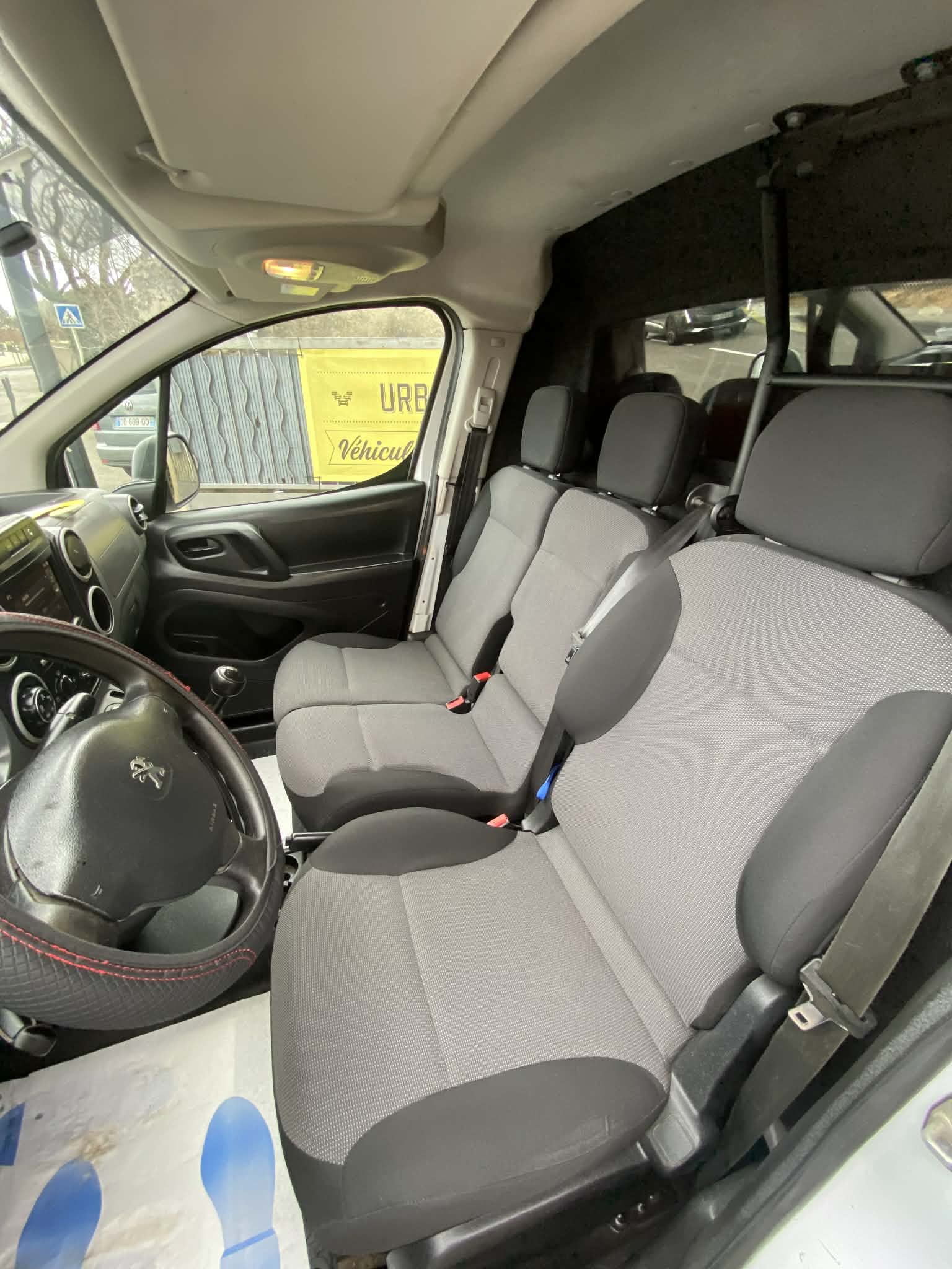 Peugeot Partner  1.6 BlueHDi 100ch  DIESEL. 130000km