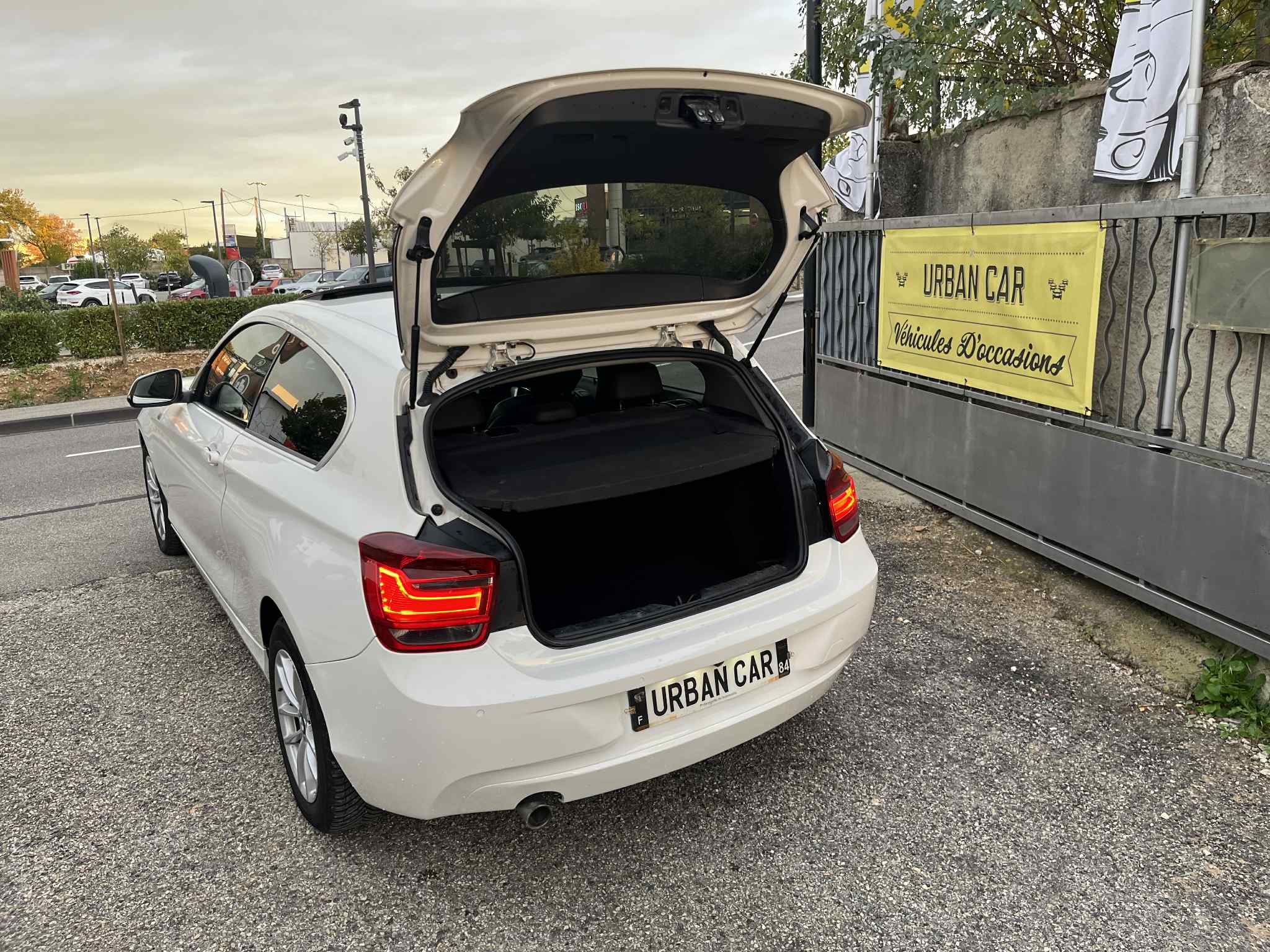 BMW SERIE 1 (E82)   COUPE 118D 143ch  boite automatique  Diesel  2013