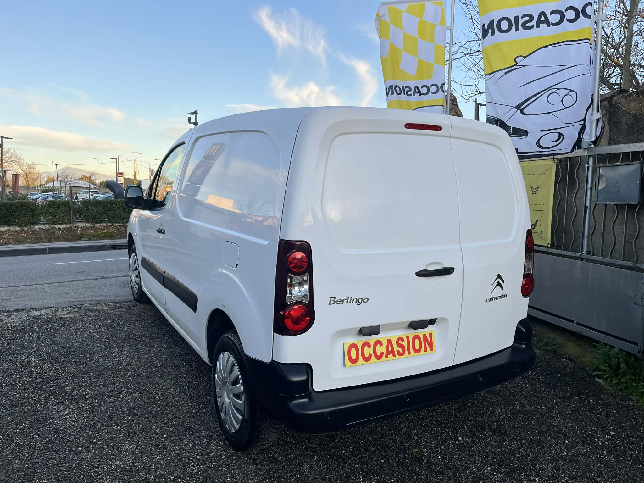 CITROËN Berlingo M 100ch  ETG6  Boîte Automatique 125 000 km  2018    DIESEL