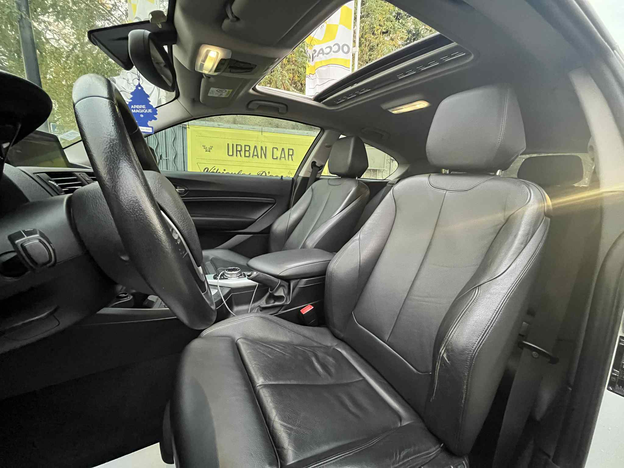 BMW SERIE 1 (E82)   COUPE 118D 143ch  boite automatique  Diesel  2013