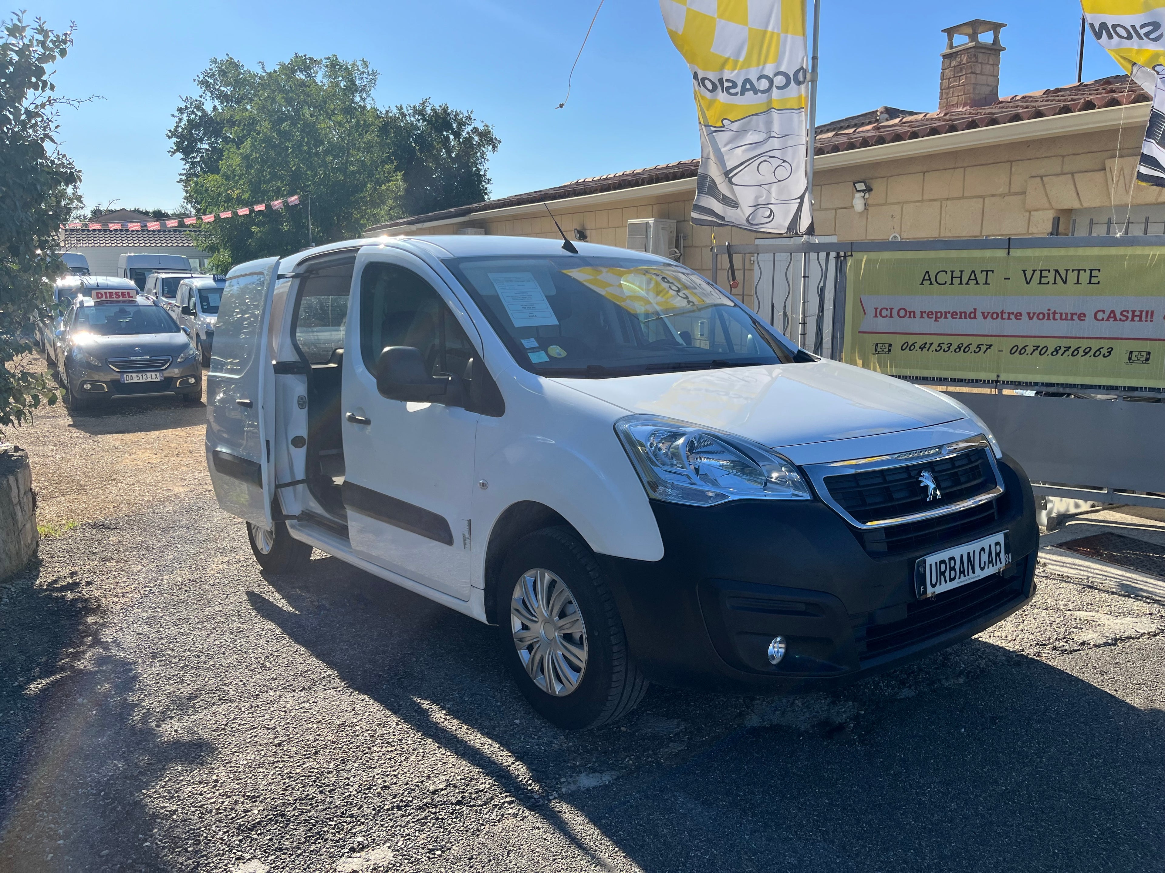 PEUGEOT PARTNER  FOURGON STANDARD   1.6 BLUEHDI  100ch  PREMIUM PACK  109 000 km