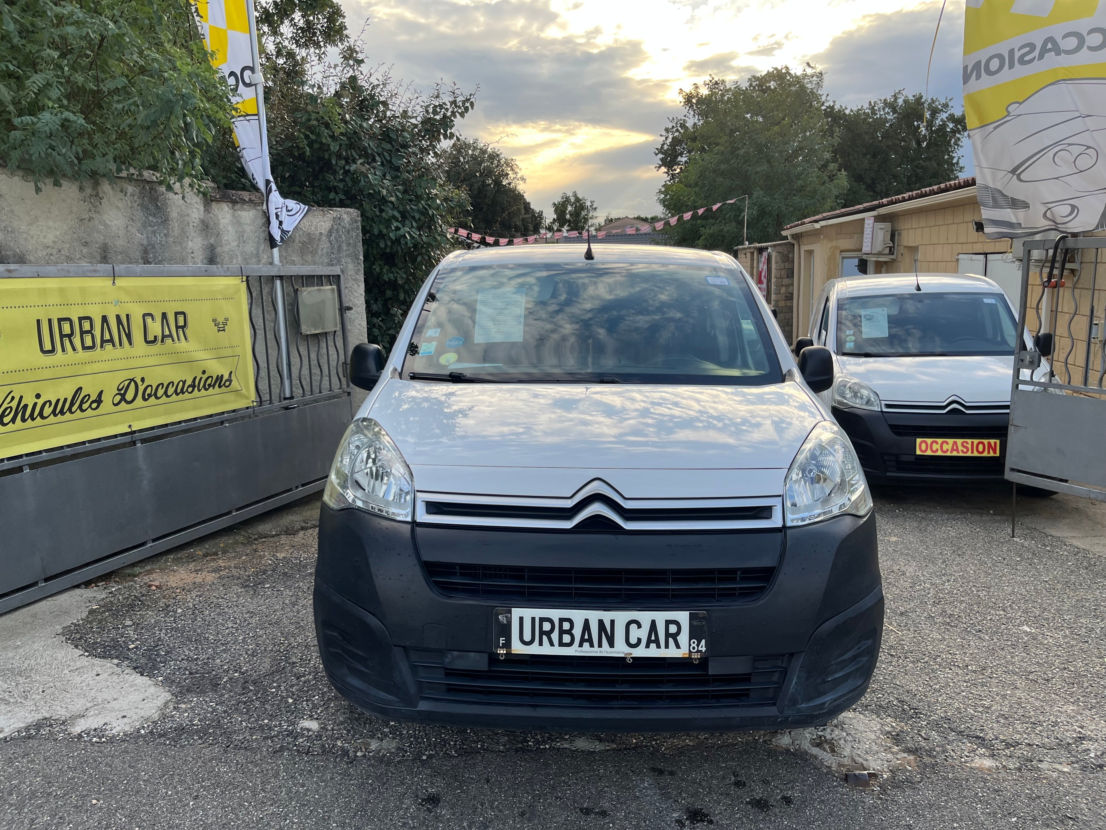 CITROËN Berlingo  II      1.6 BLUEHDI   BUSINESS   TAILLE M  105 000 km