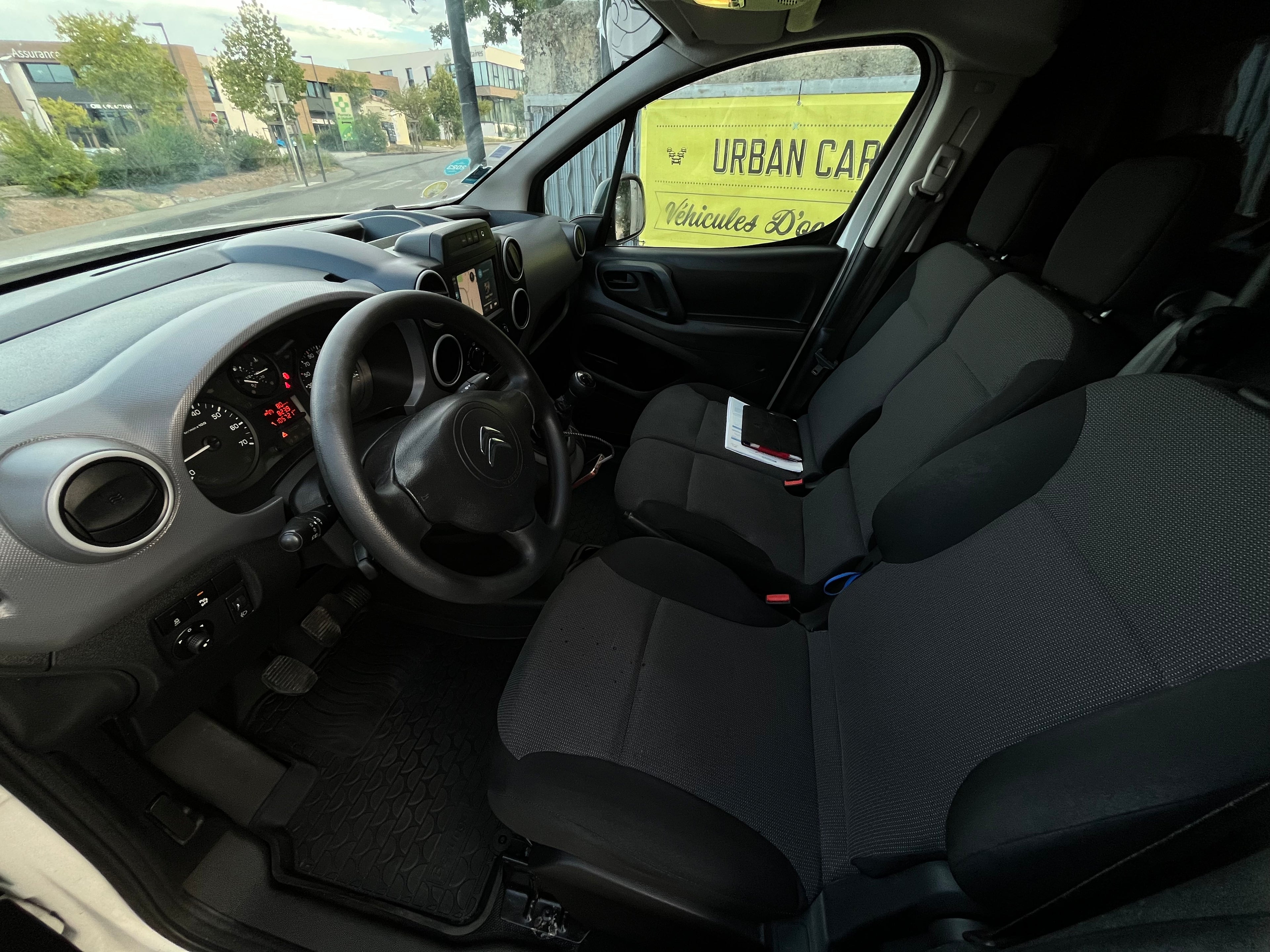 CITROËN Berlingo  II      1.6 BLUEHDI   BUSINESS   TAILLE M  105 000 km