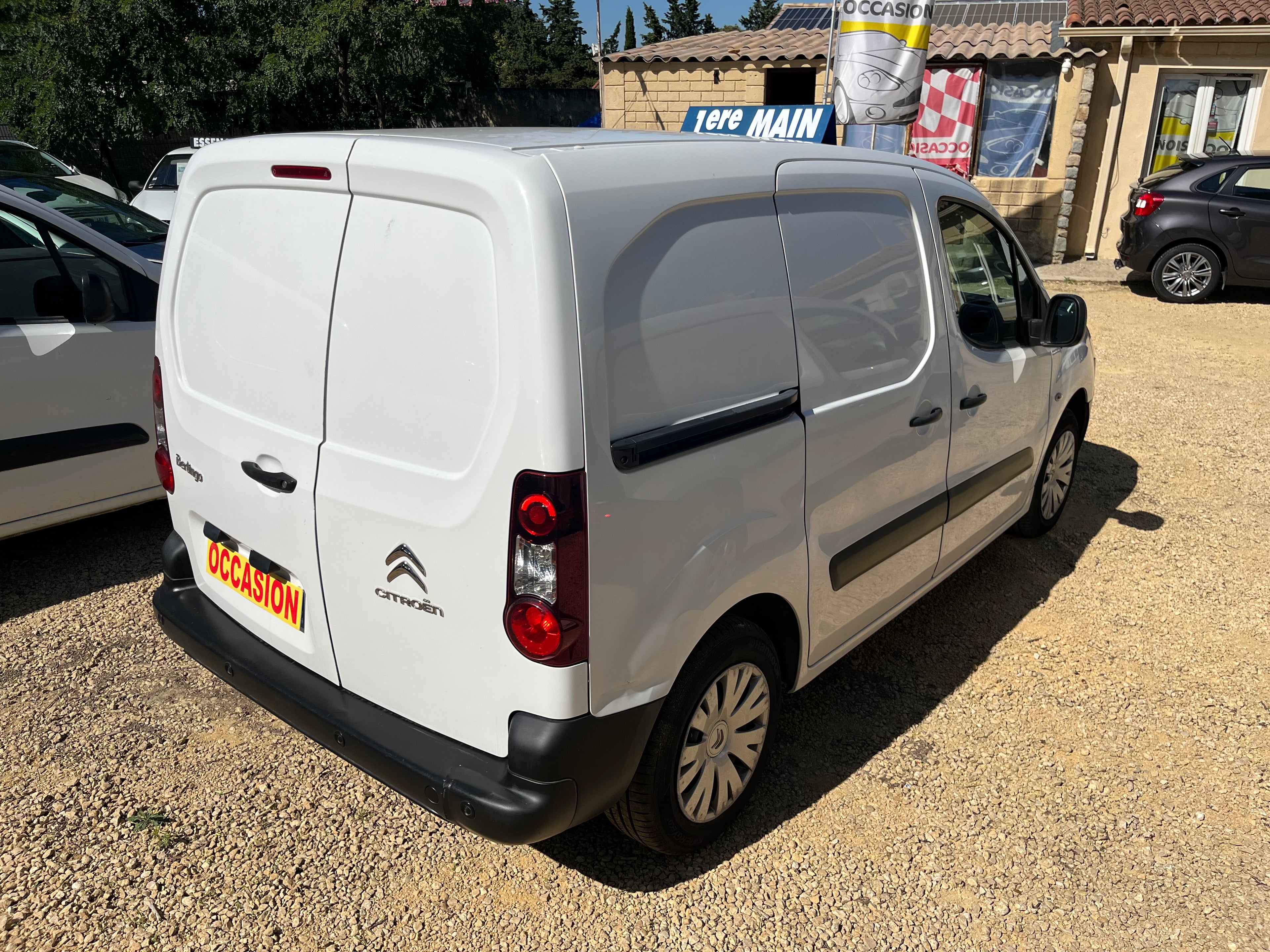 Citroën Berlingo  1.6 HDI  100ch  2018  150 700 km    Boîte de vitesse Automatique