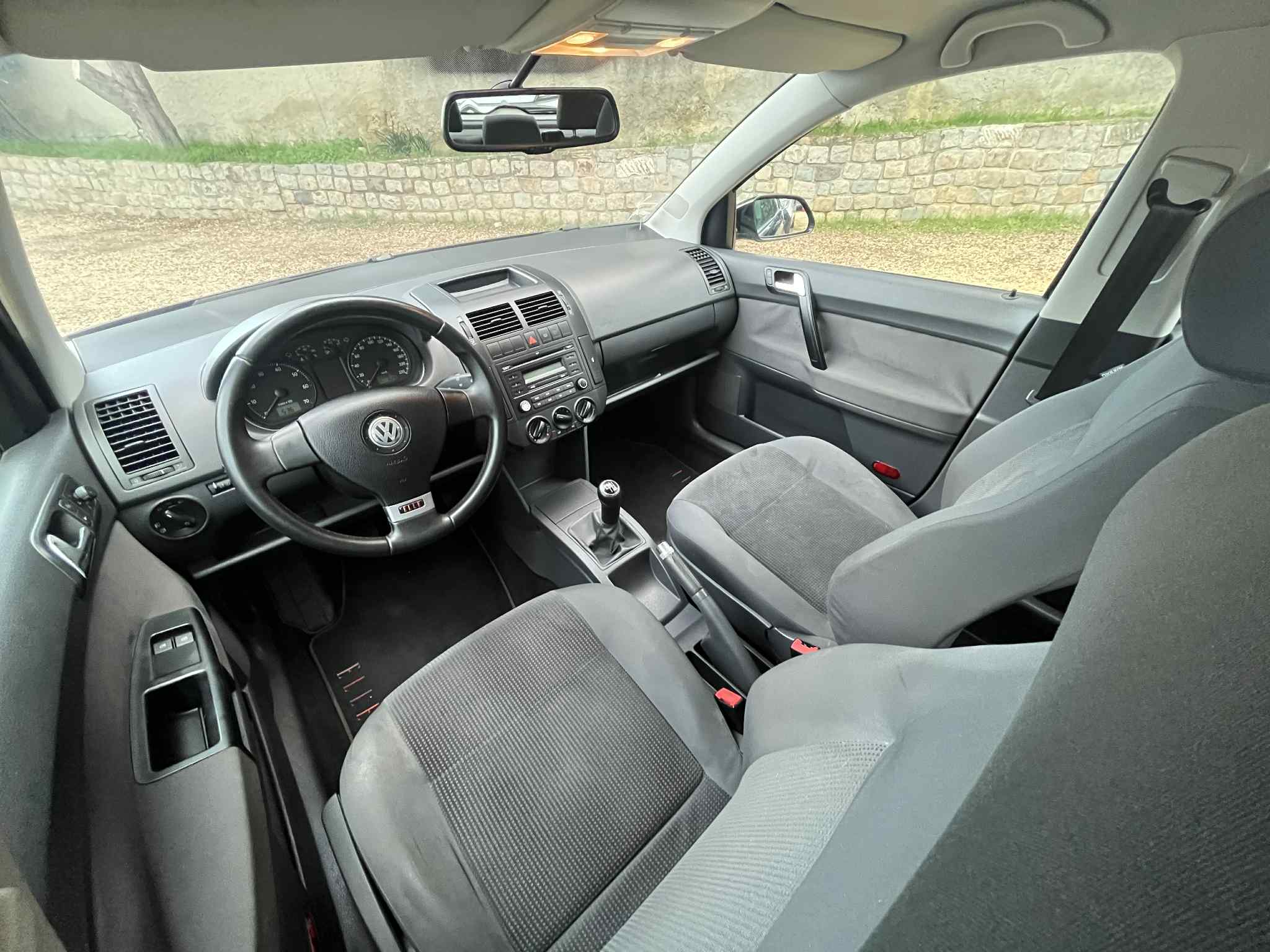 Volkswagen polo   Essence  Manuelle