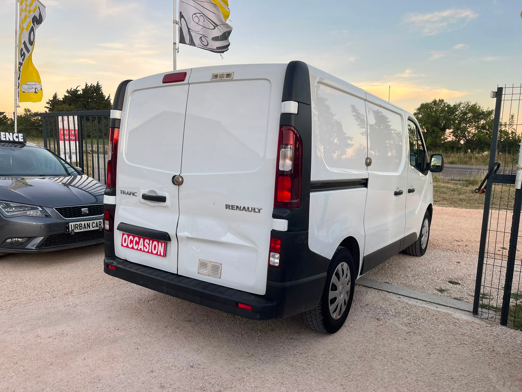 RENAULT TRAFIC III FOURGON GRAND CONFORT L1H1 DCI 95ch Entretien à jour ✅ Contrôle technique ✅ Garantie 12 Mois