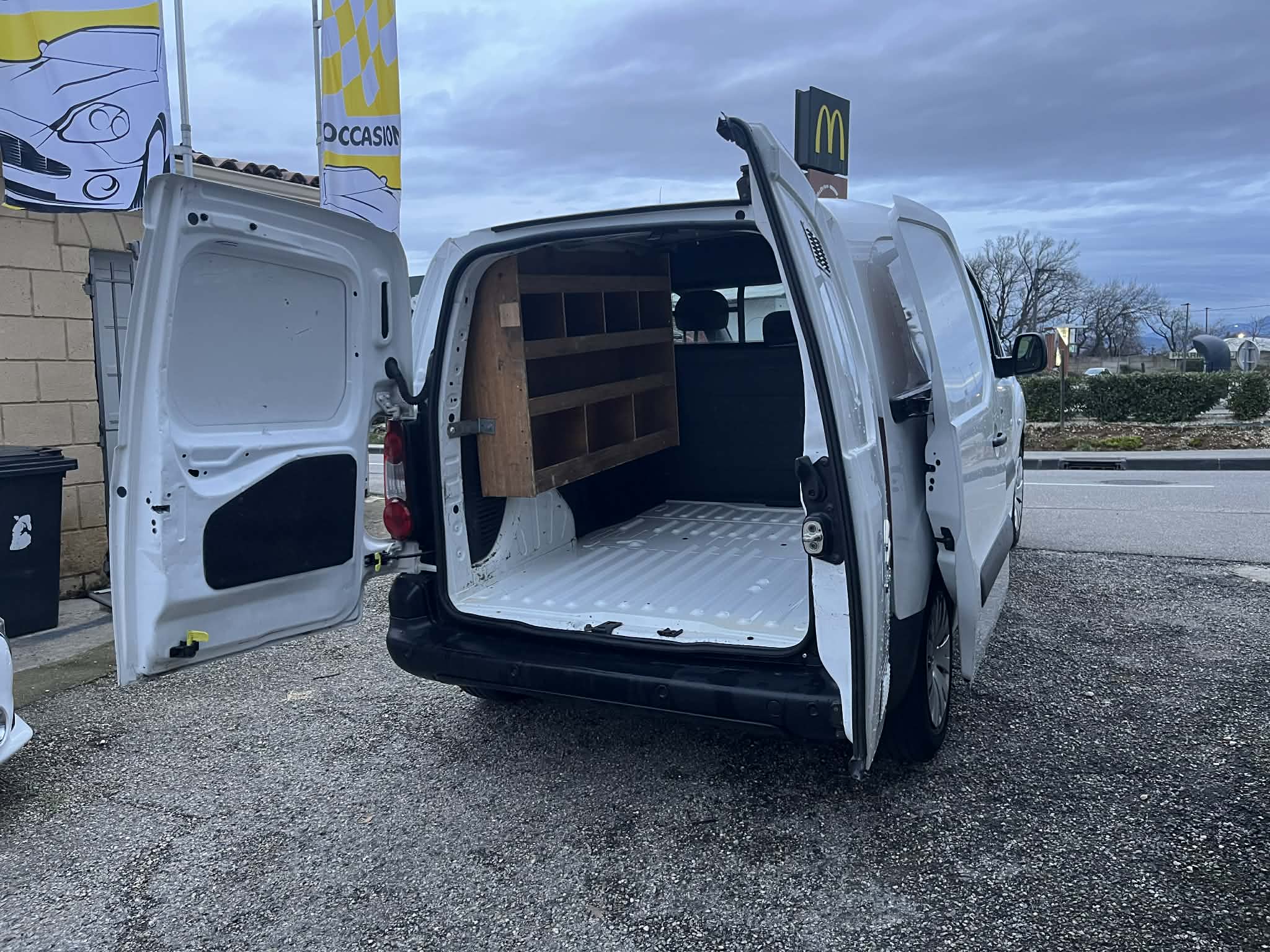 Citroën Berlingo  2017  Diesel   199 700 KM   ENTRETIEN COMPLET A JOUR !!!