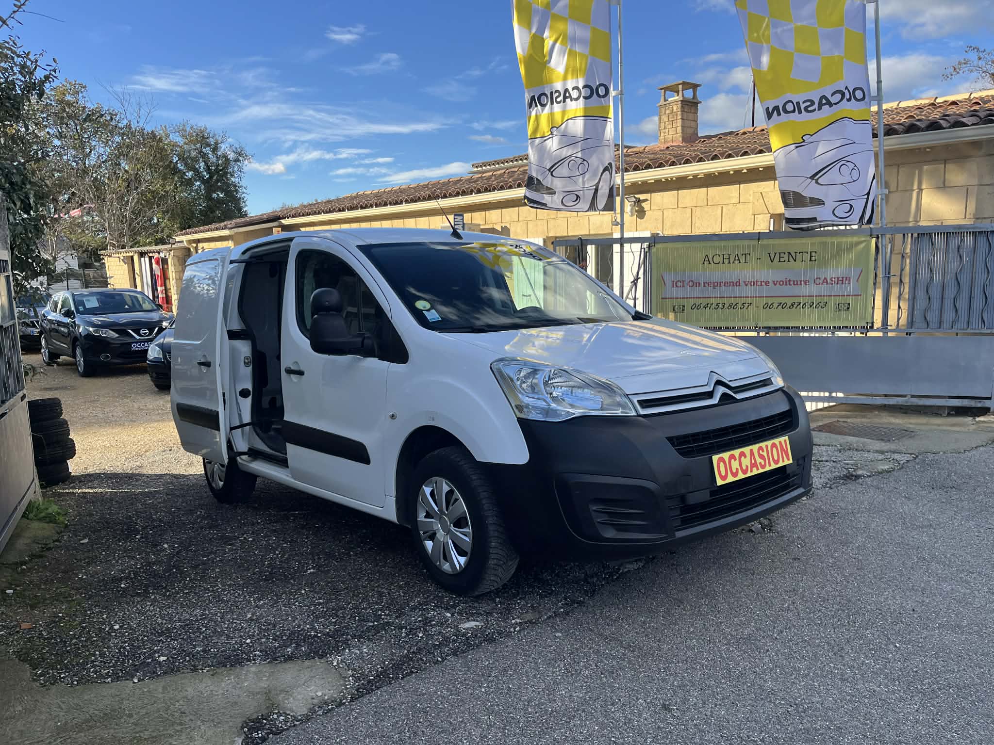 CITROEN BERLINGO II  1.6 BLUEHDI 100ch  S&S CLUB M ETG6   Boite Automatique   Diesel