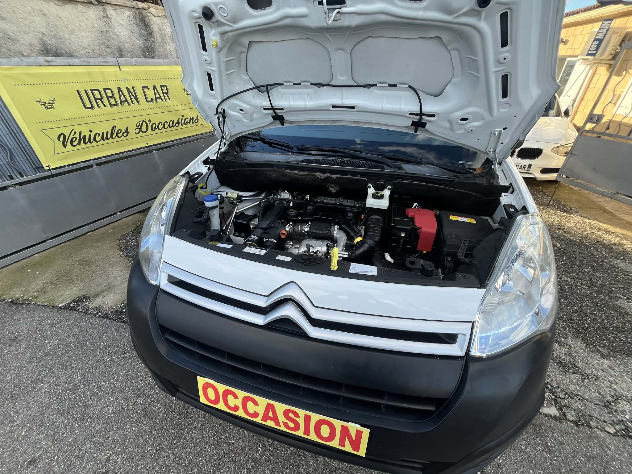 CITROEN BERLINGO II  1.6 BLUEHDI 100ch  S&S CLUB M ETG6   Boite Automatique   Diesel