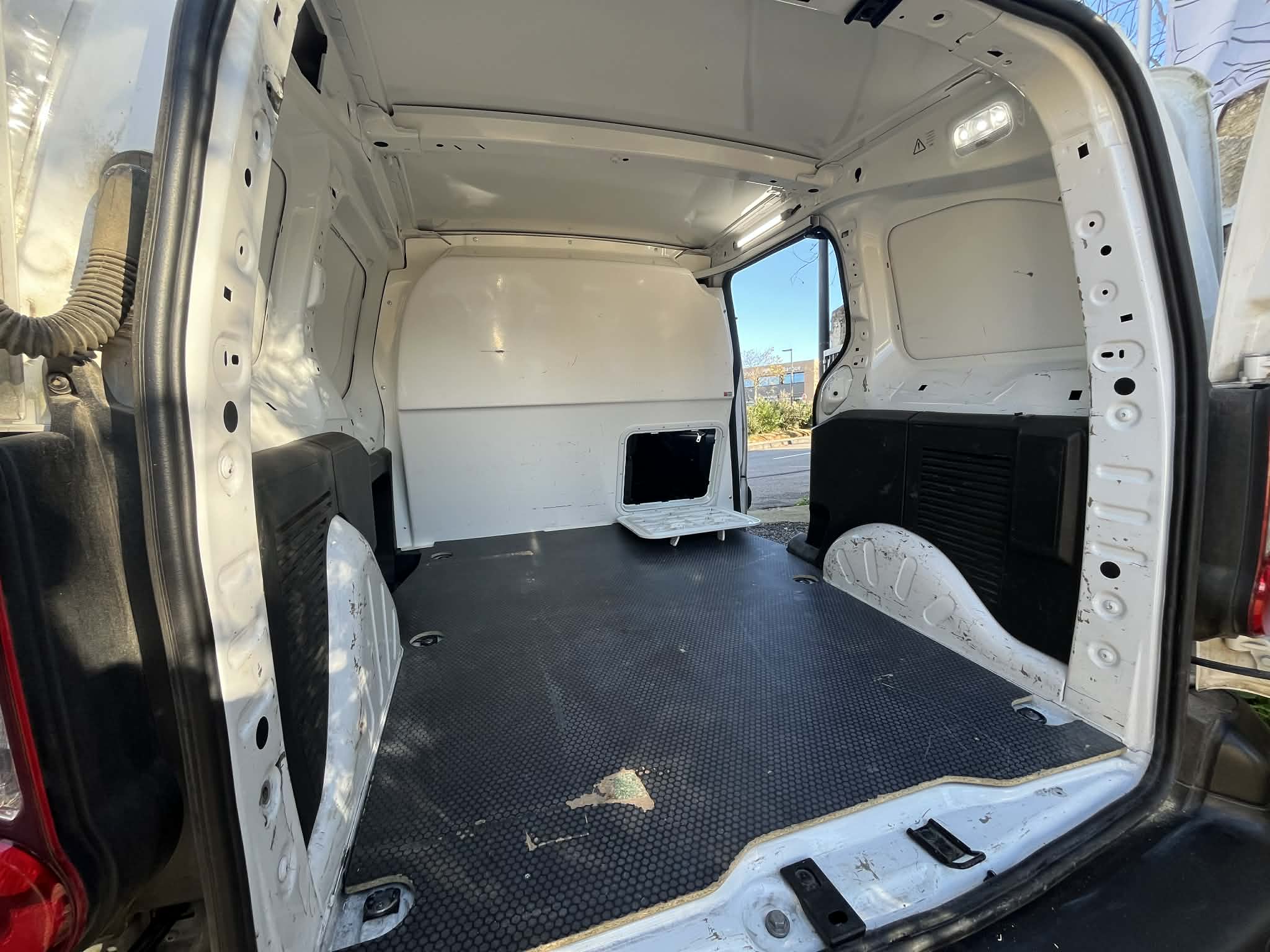 CITROEN BERLINGO II  1.6 BLUEHDI 100ch  S&S CLUB M ETG6   Boite Automatique   Diesel