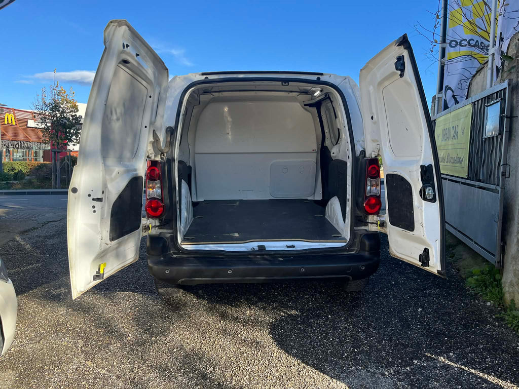 CITROEN BERLINGO II  1.6 BLUEHDI 100ch  S&S CLUB M ETG6   Boite Automatique   Diesel