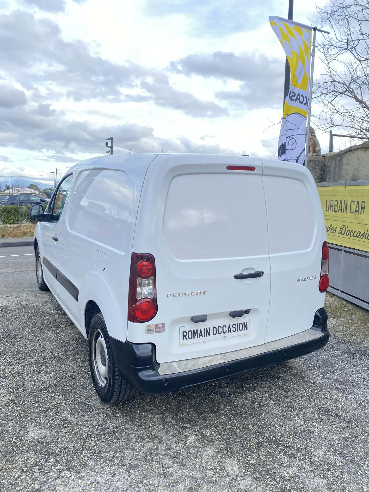 Peugeot Partner  1.6 BlueHDi 100ch  DIESEL. 130000km