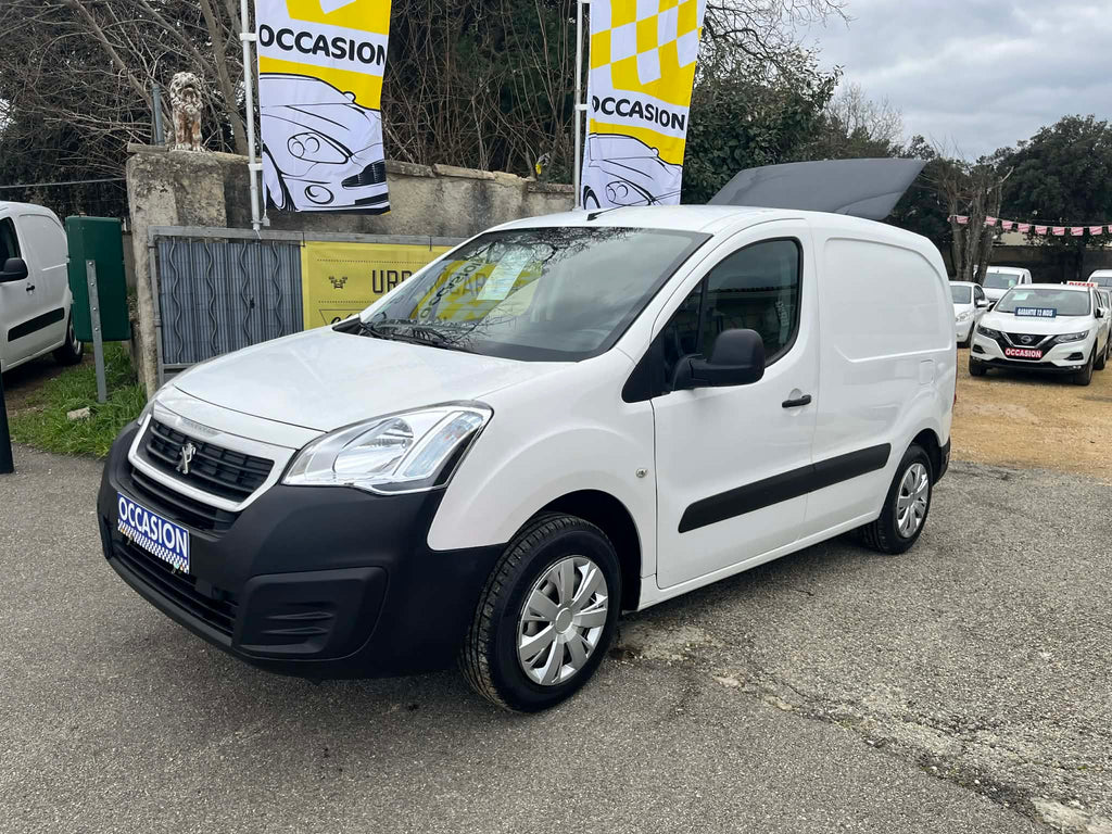 PEUGEOT PARTNER II      2018         107 000 km        DIESEL     100ch