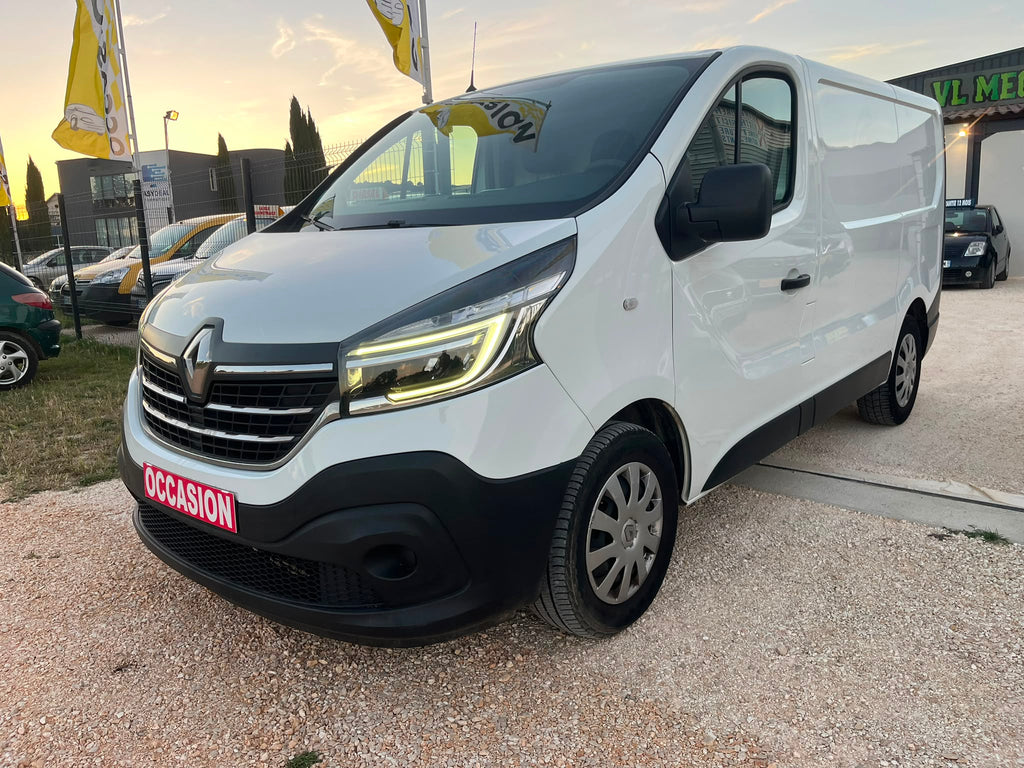 RENAULT TRAFIC III FOURGON GRAND CONFORT L1H1 DCI 95ch Entretien à jour ✅ Contrôle technique ✅ Garantie 12 Mois