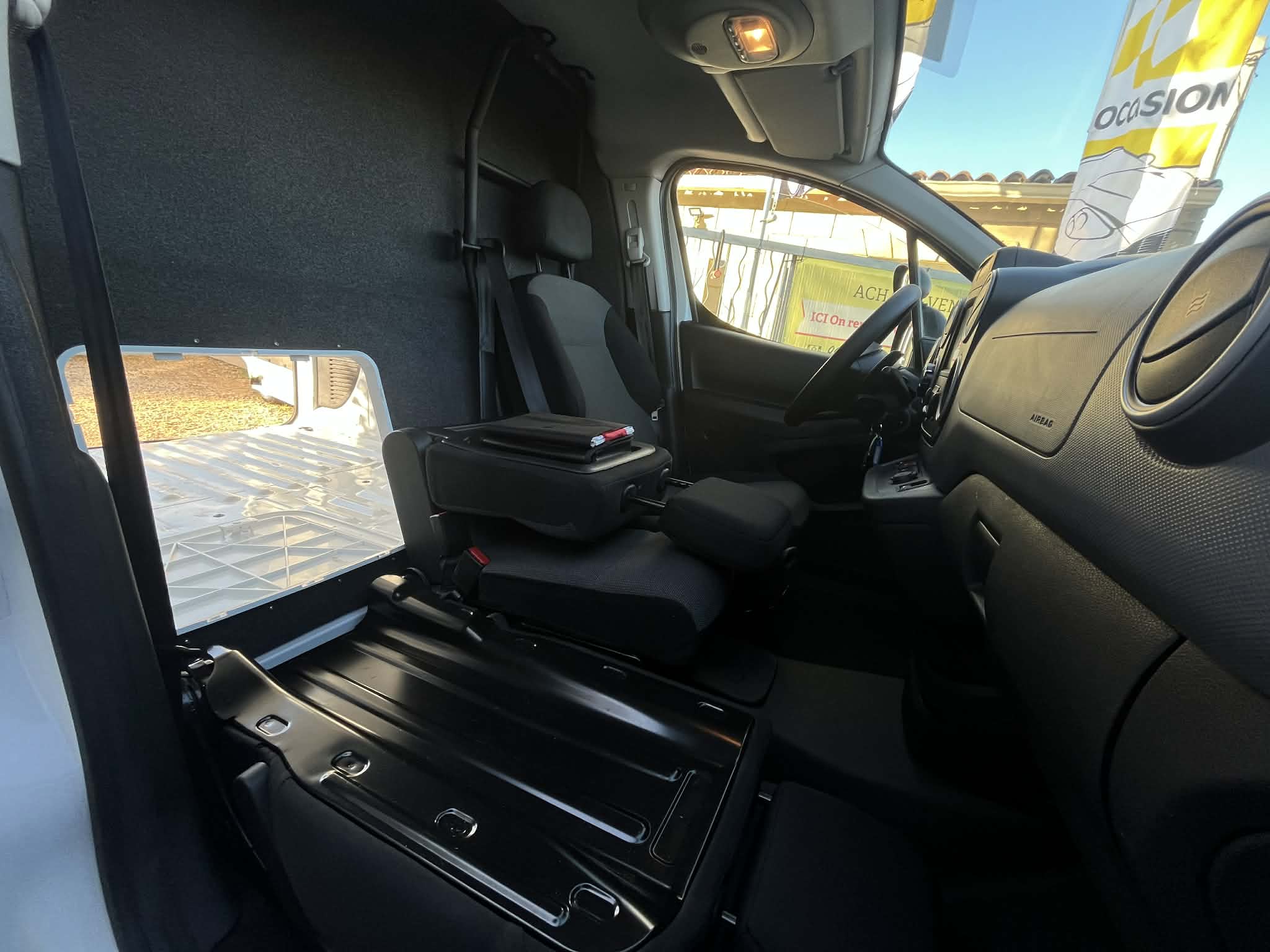 CITROËN Berlingo M  1.6 BLUEHDI 100ch ETG6 CLUB Boîte Automatique 2018  169 000 km