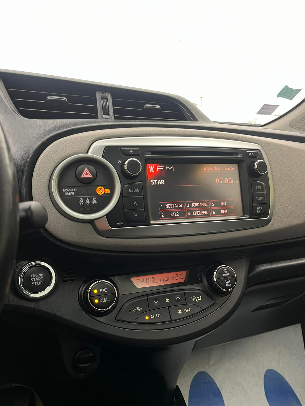 TOYOTA YARIS II    90ch  D-4D EXCELIA    Diesel   boite automatique