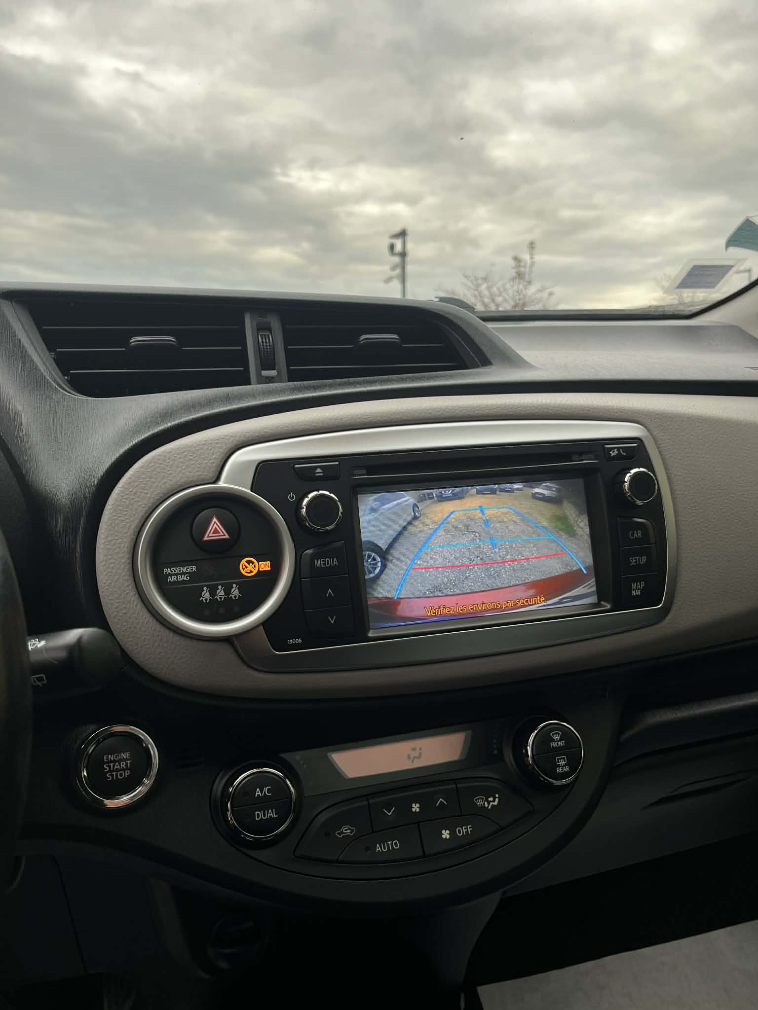 TOYOTA YARIS II    90ch  D-4D EXCELIA    Diesel   boite automatique