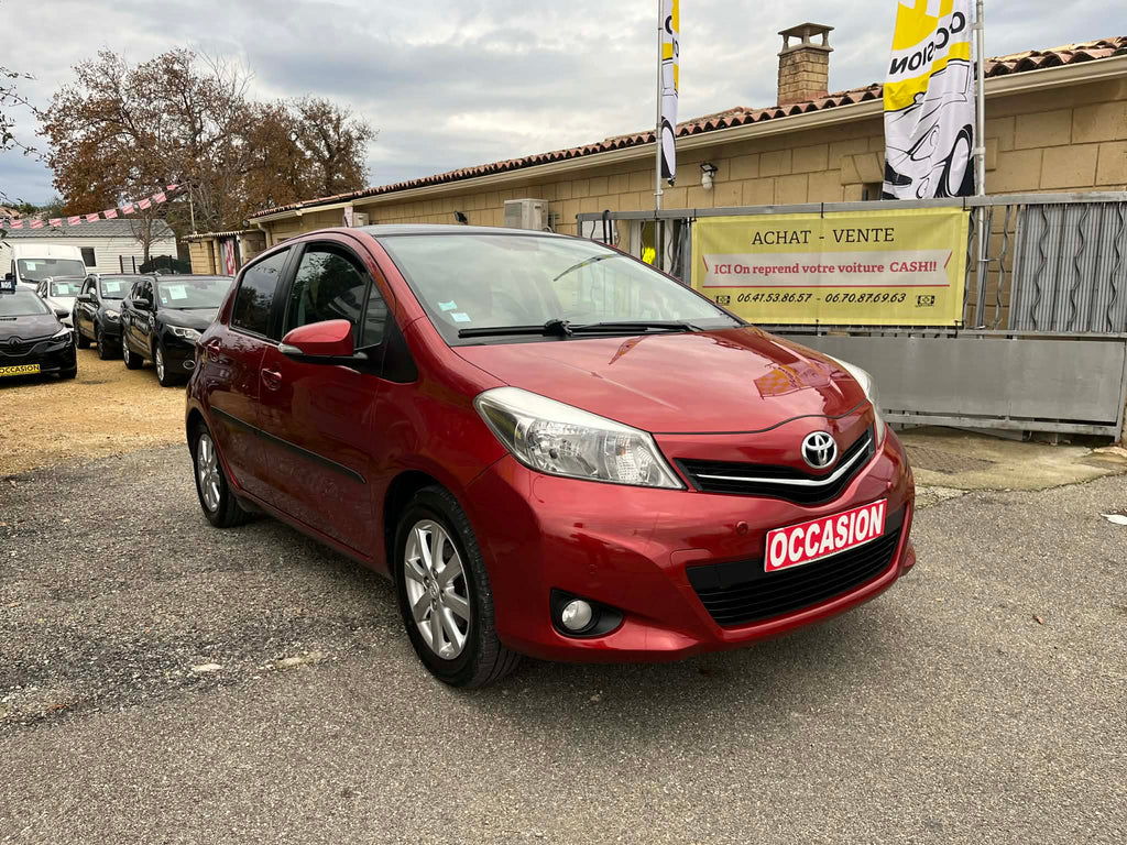 TOYOTA YARIS II    90ch  D-4D EXCELIA    Diesel   boite automatique