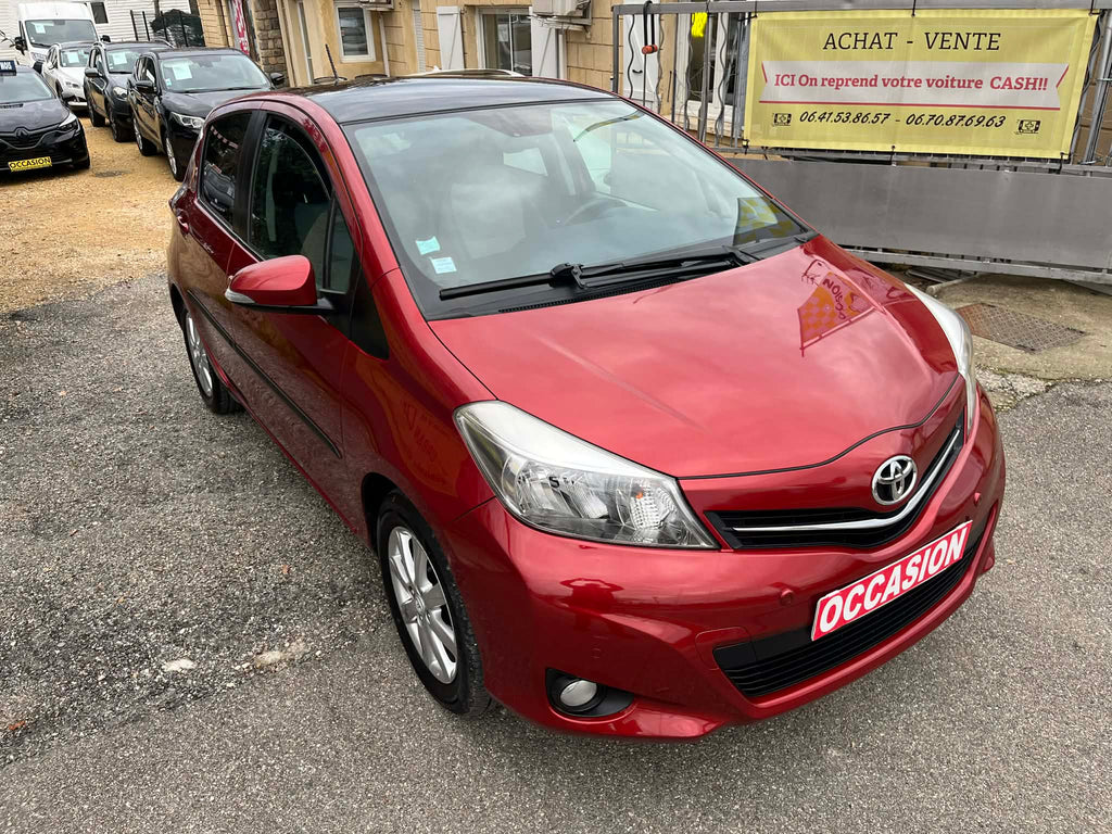 TOYOTA YARIS II    90ch  D-4D EXCELIA    Diesel   boite automatique
