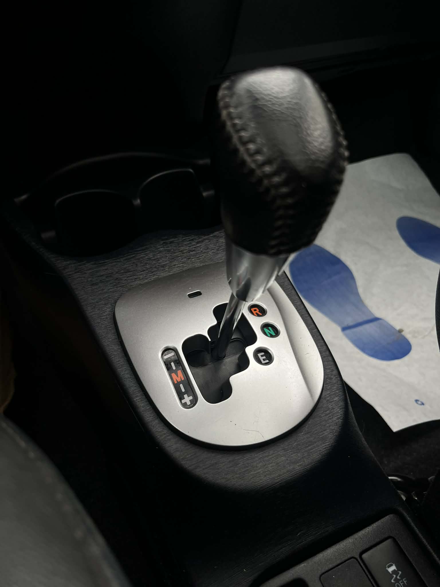 TOYOTA YARIS II    90ch  D-4D EXCELIA    Diesel   boite automatique