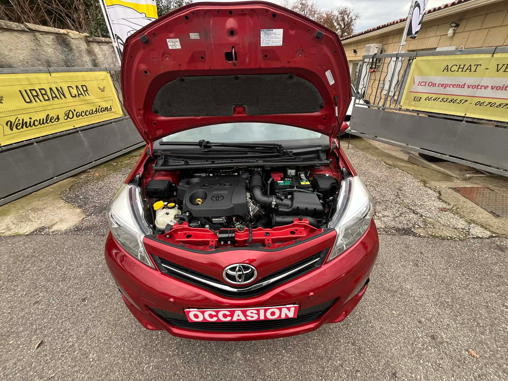 TOYOTA YARIS II    90ch  D-4D EXCELIA    Diesel   boite automatique